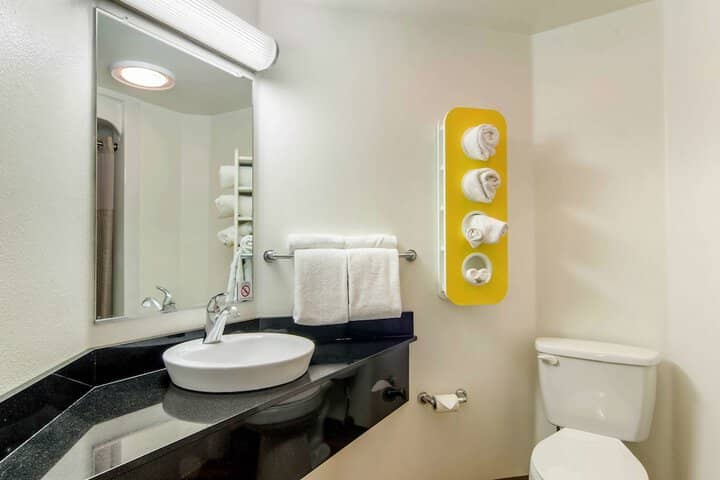 Room 40 of 56