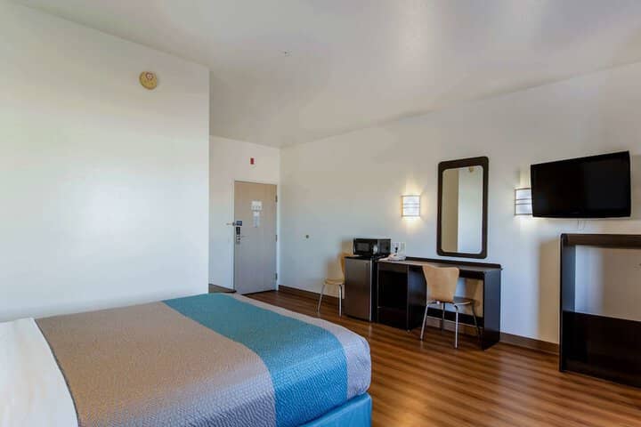 Room 35 of 56