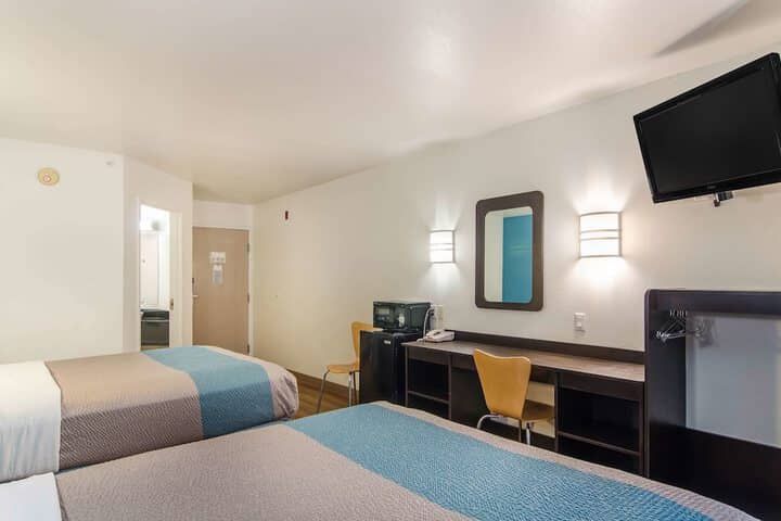 Room 9 of 56
